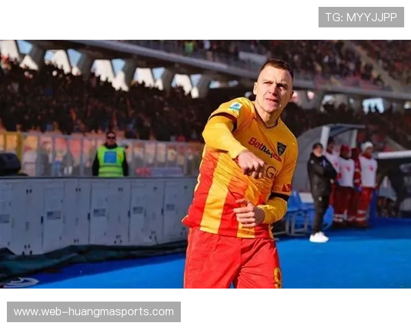 莱切主帅停赛影响阵容,保级关键战闷平帕尔马